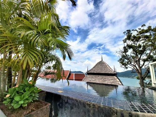 Sea Cave Villa
