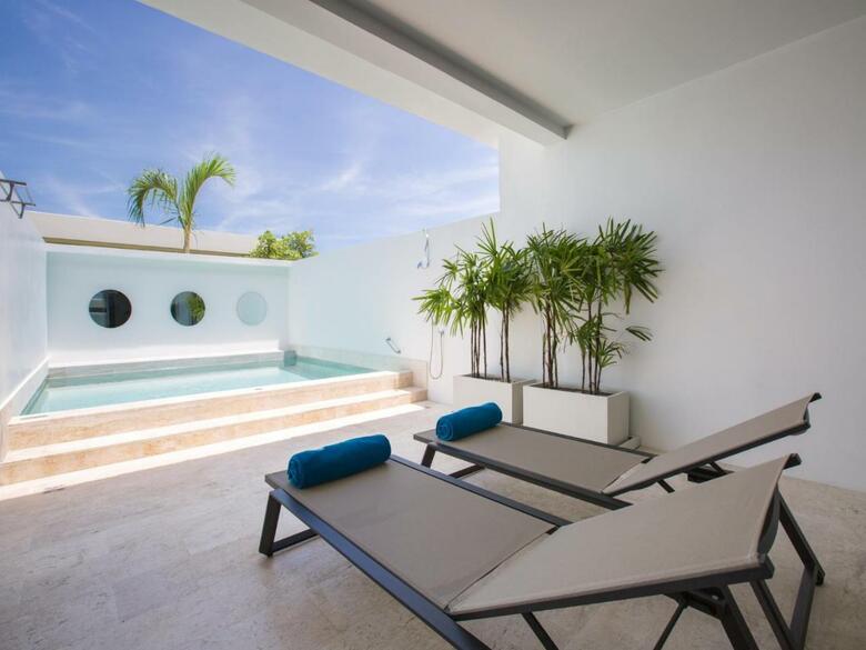 Skye Beach Hotel