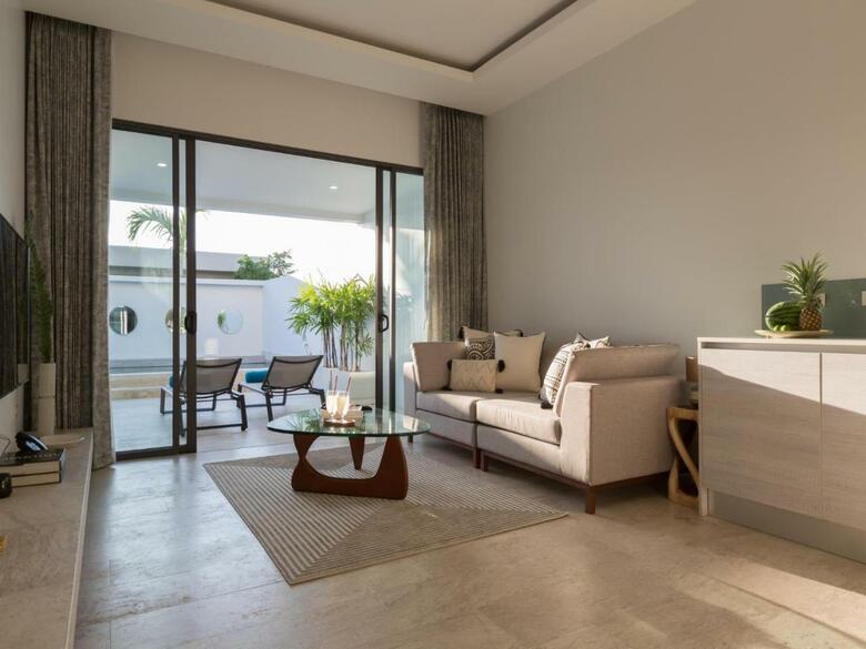 Skye Beach Hotel