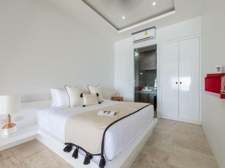 Skye Beach Hotel