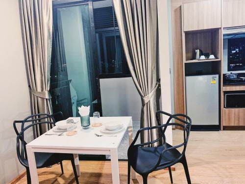 Hotel Sky Wave Patong