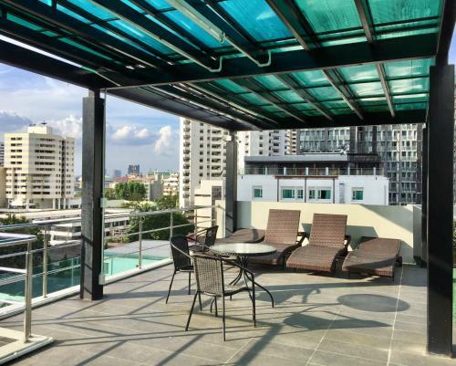 Aparthotel Avatar Suites Hotel
