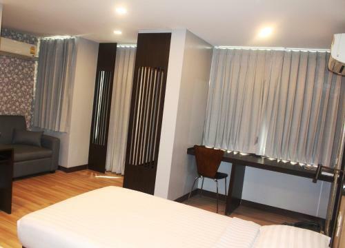 Hotel Ywca International House