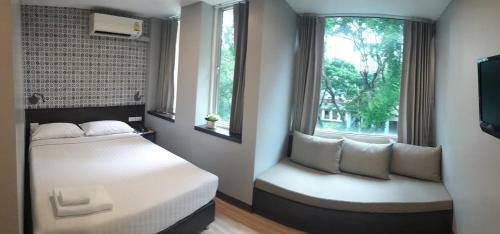 Hotel Ywca International House