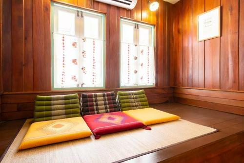 Hostal Ishome& Hashery