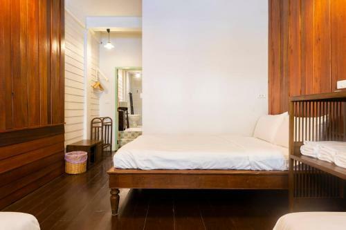 Hostal Ishome& Hashery