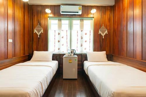 Hostal Ishome& Hashery