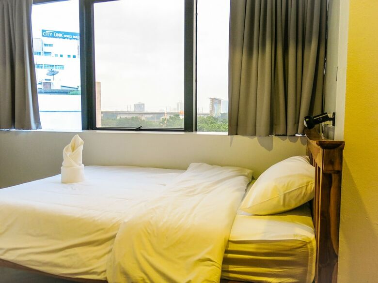 Metro Pratunam Boutique Hotel