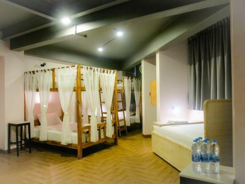 Metro Pratunam Boutique Hotel
