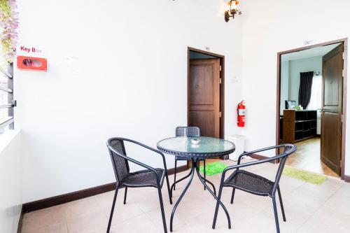 Bed & Breakfast The Cube Sathorn Boutique Hotel