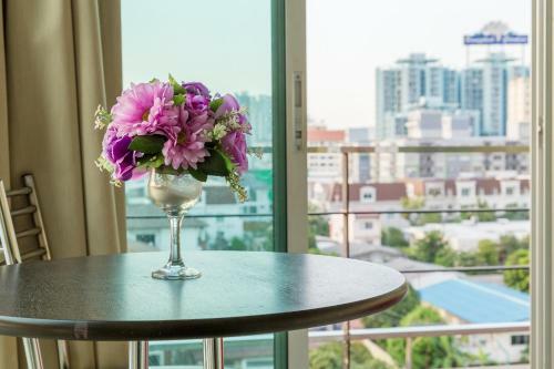 Posada Right Place Sathorn