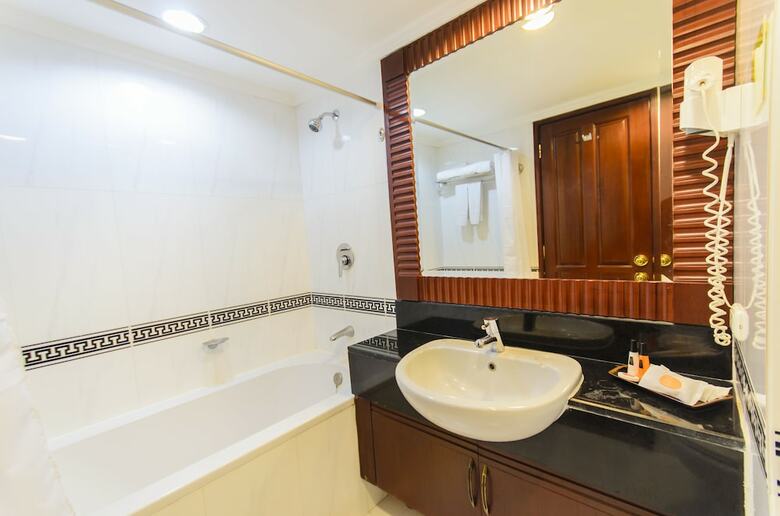 Hotel Prince Suites Residence Managed By Prince Palace