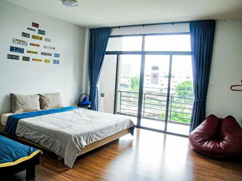 Homey-donmueang Hostel