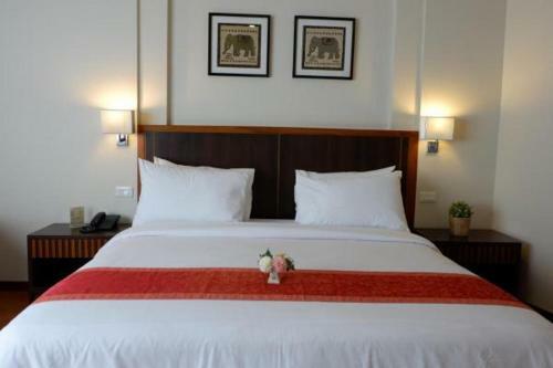 Hotel Dynasty Inn