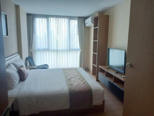 Aparthotel Ten Ekamai Suites By Aspira