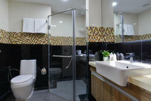 Aparthotel Ten Ekamai Suites By Aspira