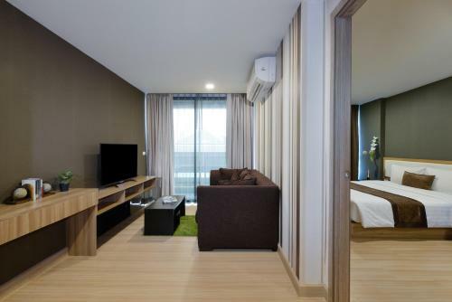 Aparthotel Ten Ekamai Suites By Aspira