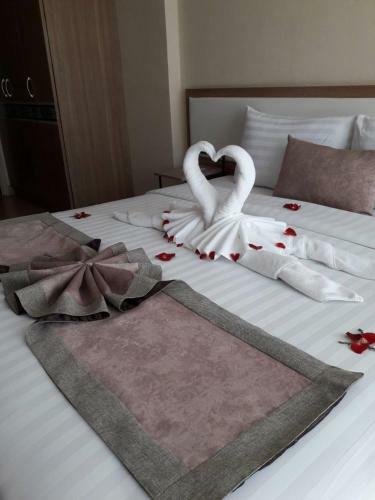 Aparthotel Ten Ekamai Suites By Aspira