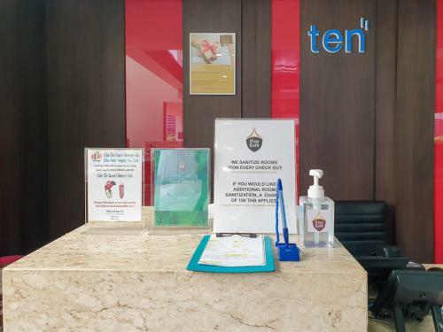 Aparthotel Ten Ekamai Suites By Aspira