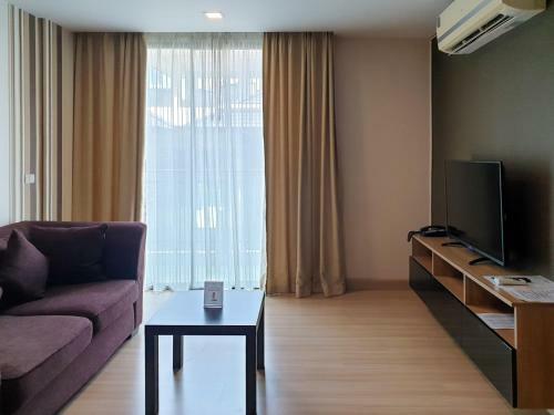 Aparthotel Ten Ekamai Suites By Aspira