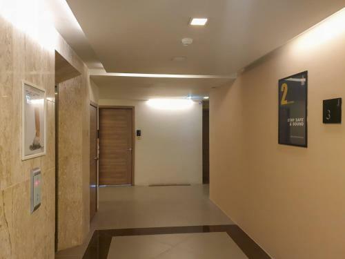 Aparthotel Ten Ekamai Suites By Aspira