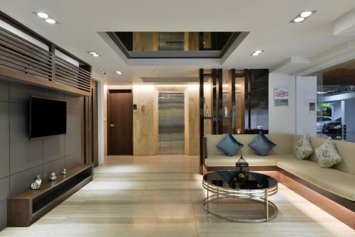 Aparthotel Ten Ekamai Suites By Aspira