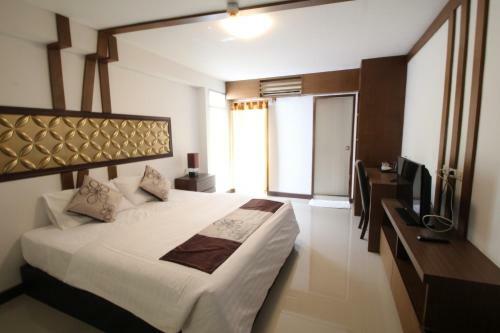 Hotel Leelawadee Resotel Raminthra