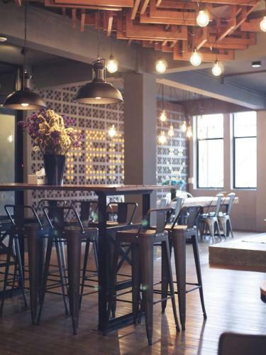 Silom Space Hostel