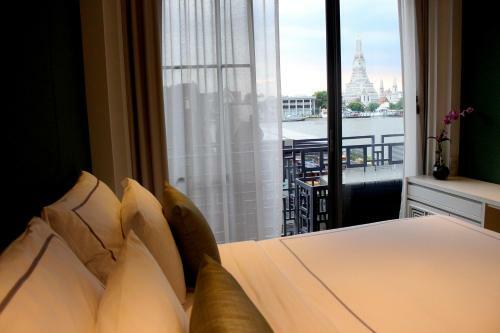 Hotel Riva Arun Bangkok