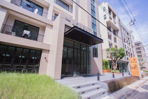 The Journey Hotel Laksi