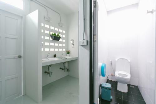 Diff Hostel