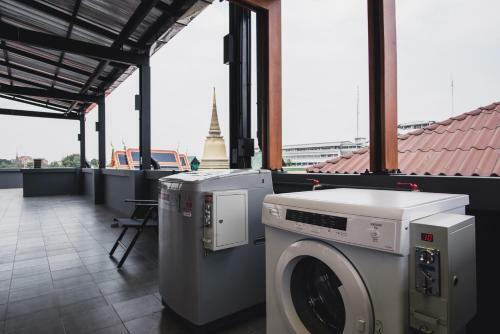 Issara By D Hostel