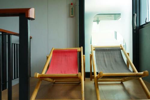 Hotel Red Door