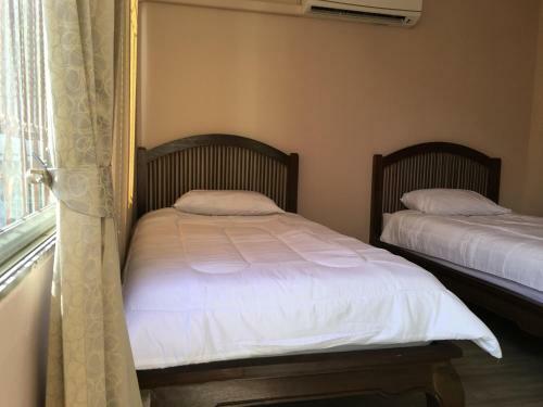 Hostal The Grand Palace Hostel