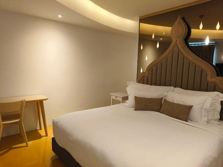 Anajak Bangkok Hotel