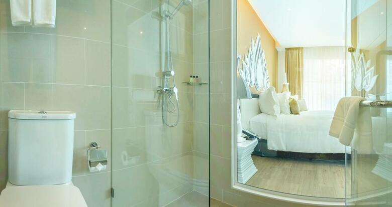 Anajak Bangkok Hotel