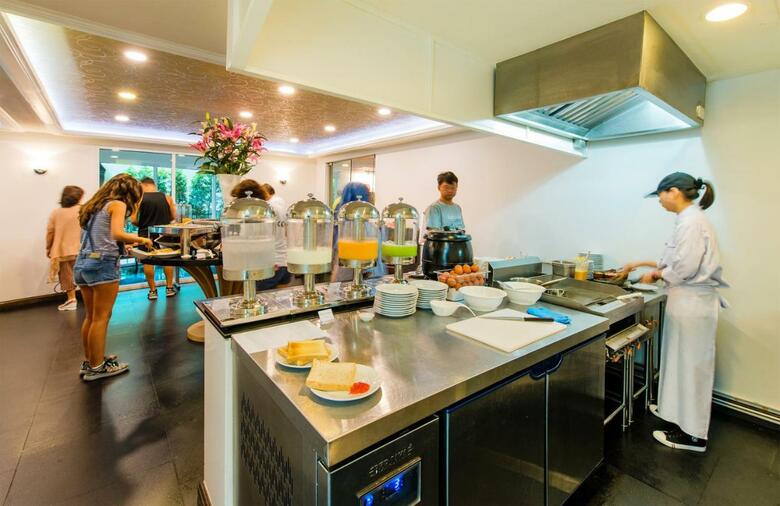 Anajak Bangkok Hotel