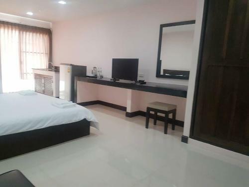 Hostal Mok Mek 72