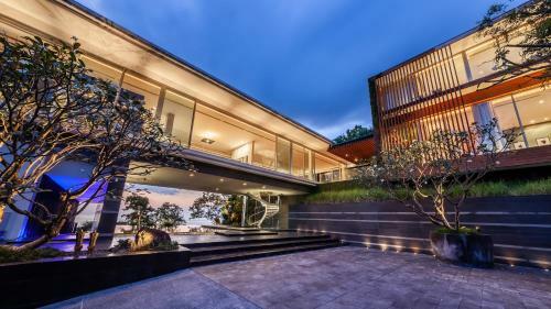 Villa Mayavee