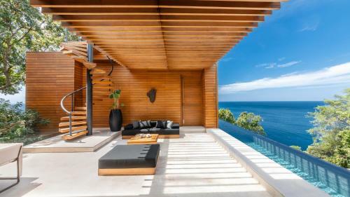 Villa Mayavee