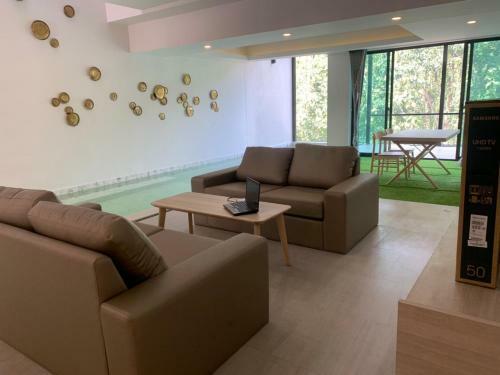 Pause Pool Villa By Replay