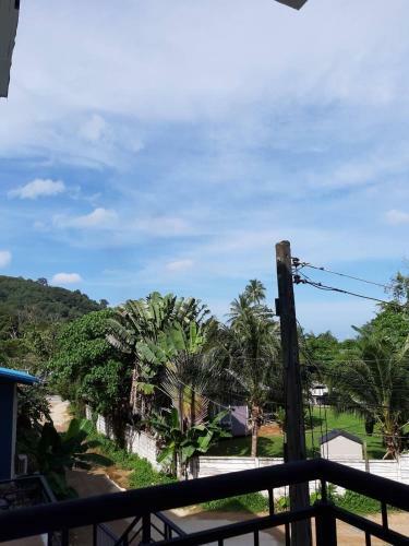 The Hill Side Kamala Service Apartment