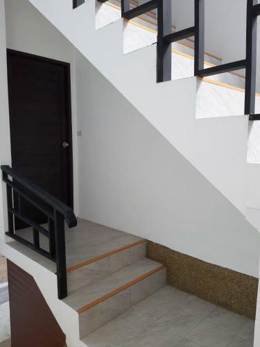 The Hill Side Kamala Service Apartment