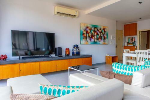 Apartamento Kamala Beach 1 Bedroom Mountain View For Rent B12