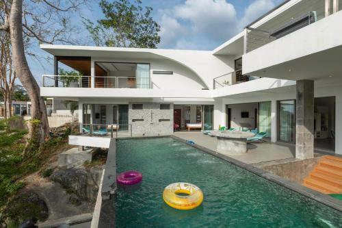 The Kamonchat - 7 Bedroom Villa, Kamala Beach, Phuket