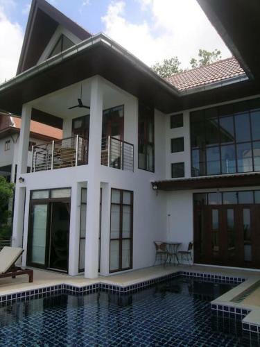 Villa 3 Bedroom Mussoorie