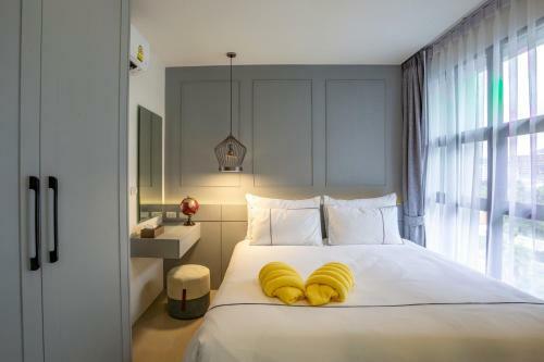 Hotel Surin Beach Residence