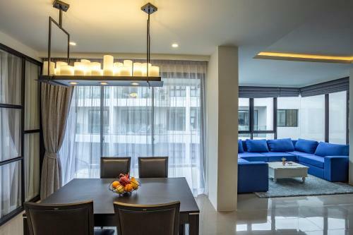 Hotel Surin Beach Residence