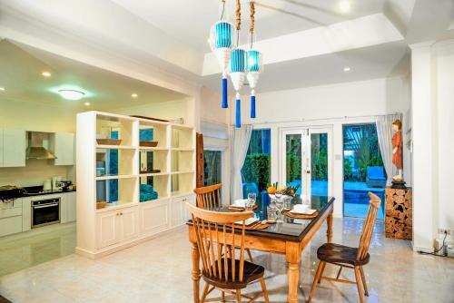 Beachfront Resort Villa Baan Chanchai 2br