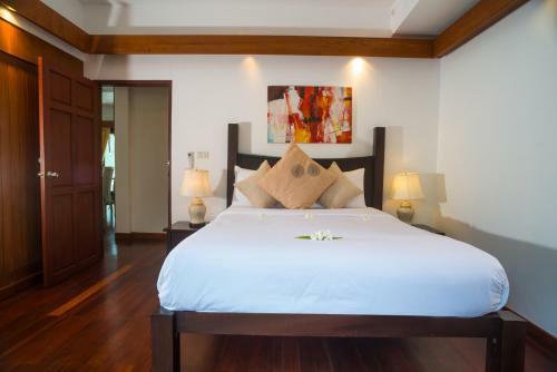 Beachfront Villa Baan Chaai Haat 4br